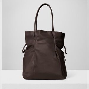 Aritzia Babaton Commute Tote